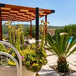 My Dalmatia - Sucic With Private Pool And Mountain View Obrovac