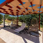 My Dalmatia - Sucic With Private Pool And Mountain View