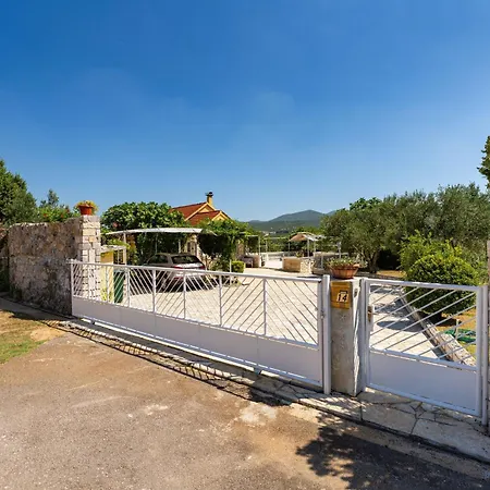 My Dalmatia - Sucic With Private Pool And Mountain View Σπίτι διακοπών Obrovac