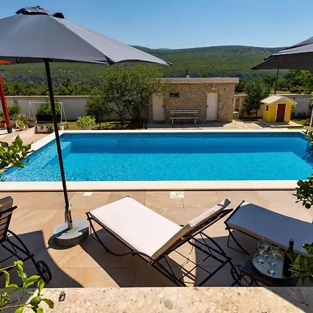 My Dalmatia - Sucic With Private Pool And Mountain View Dom wakacyjny *
