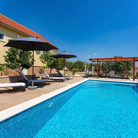 My Dalmatia - Sucic With Private Pool And Mountain View Σπίτι διακοπών Obrovac
