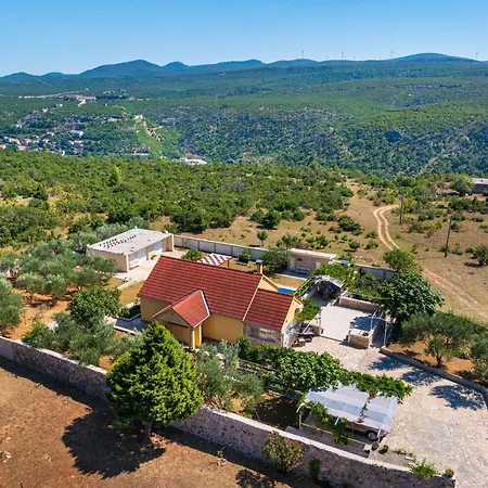 My Dalmatia - Sucic With Private Pool And Mountain View Dom wakacyjny