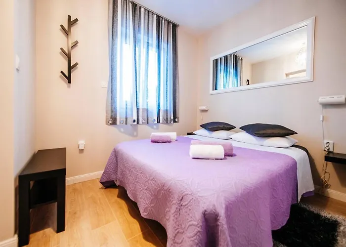 My Dalmatia - Sucic With Private Pool And Mountain View