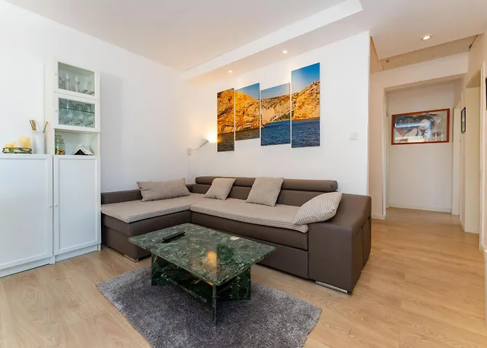 My Dalmatia - Sucic With Private Pool And Mountain View