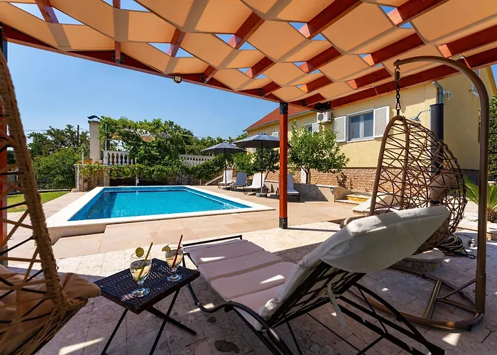 Casa de Férias My Dalmatia - Sucic With Private Pool And Mountain View