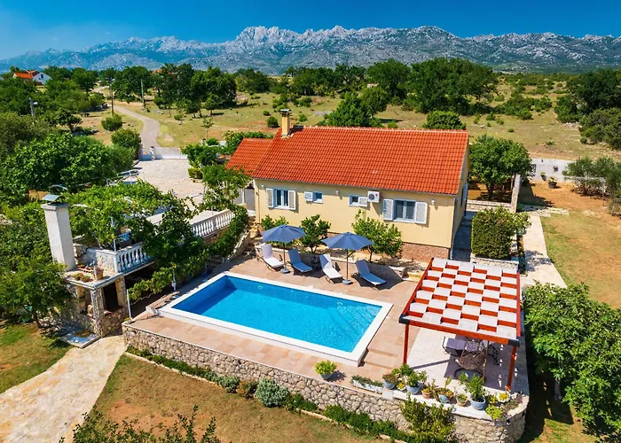 My Dalmatia - Sucic With Private Pool And Mountain View Ferienhaus Obrovac