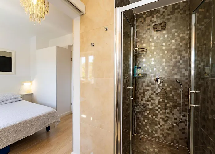 My Dalmatia - Sucic With Private Pool And Mountain View Obrovac